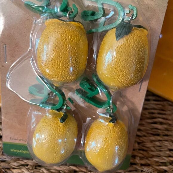 Bamboo Melamine Lemon Plate Green Leaf Side Dish & Lemon Weighted Tablecloth set - Picture 7 of 13